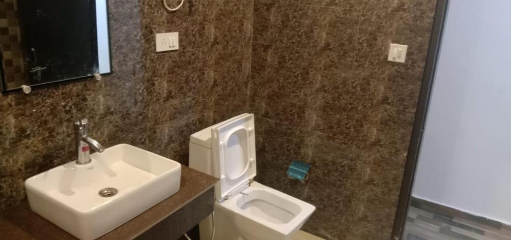 Hotel Stay Well Banikhet Zewnętrze zdjęcie